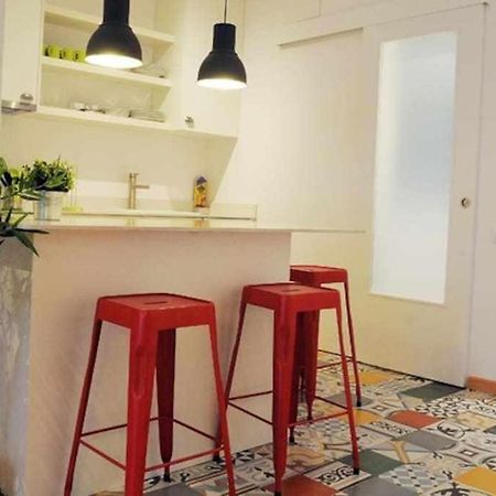 Calm Modern Apartment Барселона Экстерьер фото